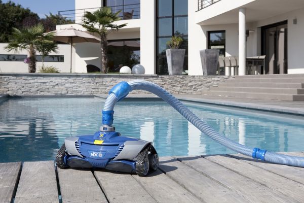 robots piscine Baracuda