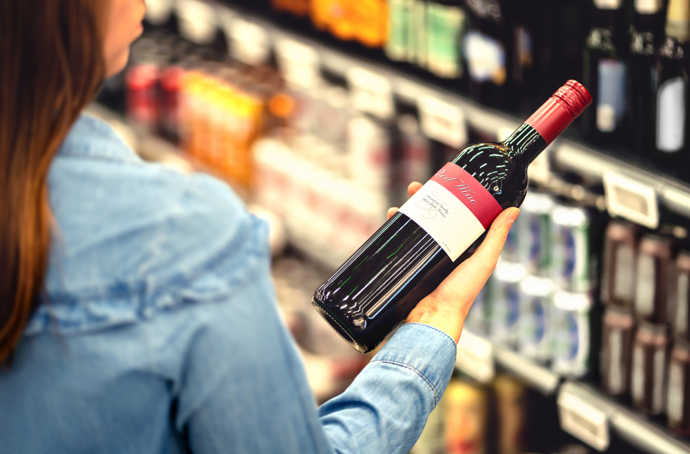 Vérifier la teneur en alcool sur l'étiquette d'une bouteille de Vin ou Whisky